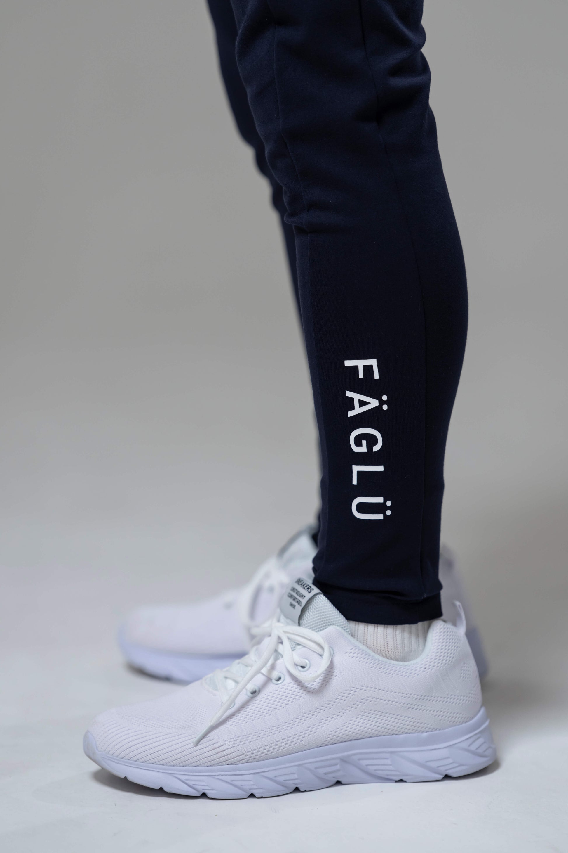 Stretch Jogger Pants [Navy]