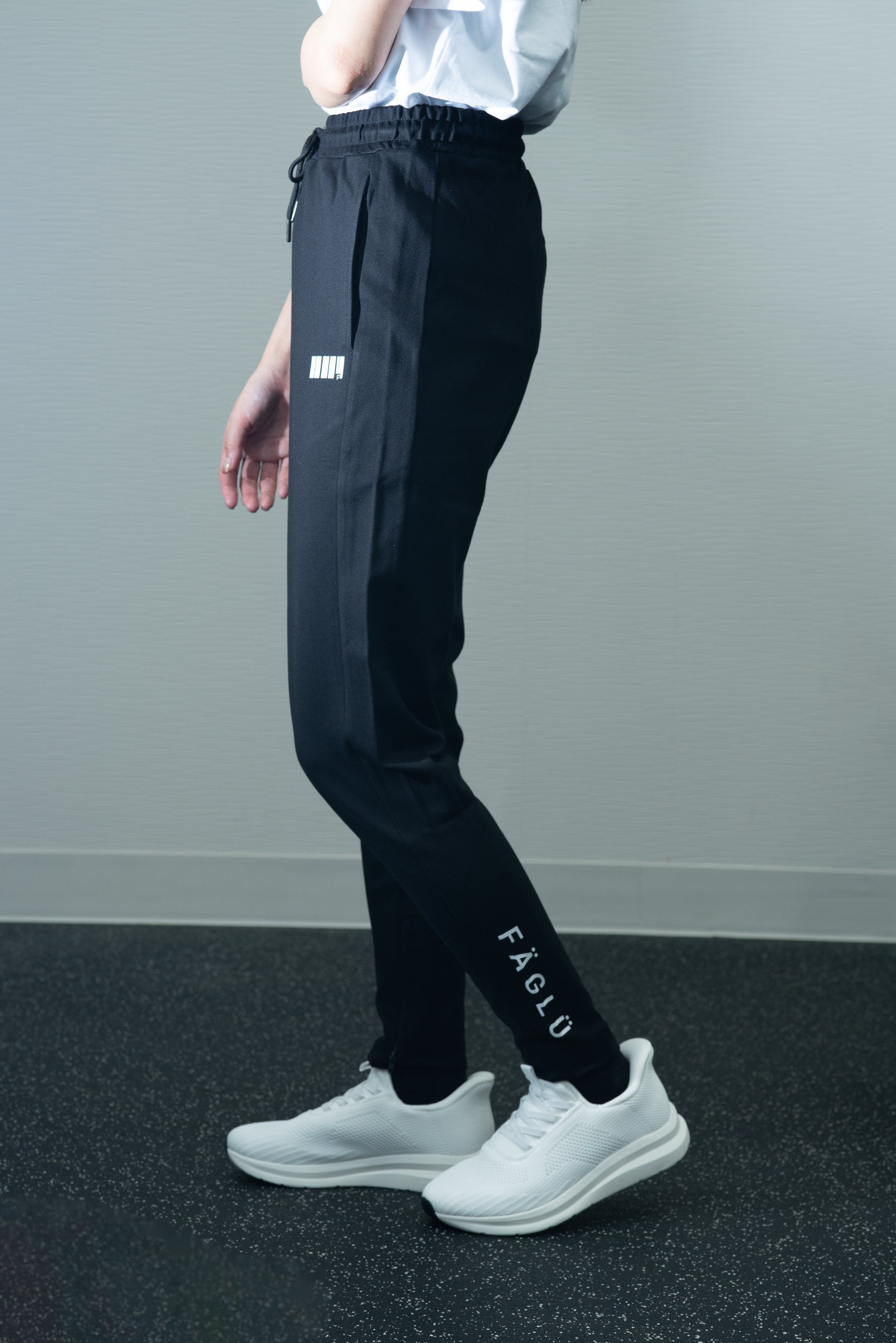 ストレッチジョガーパンツ [Black]